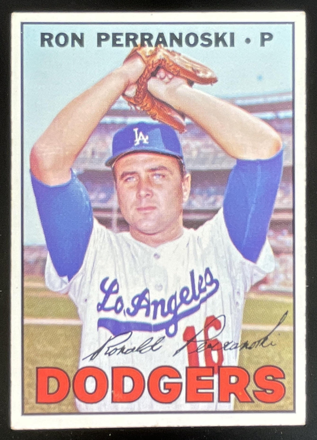 1967 Topps #197 Ron Perranoski product image 1, provided for visual reference and product detail review