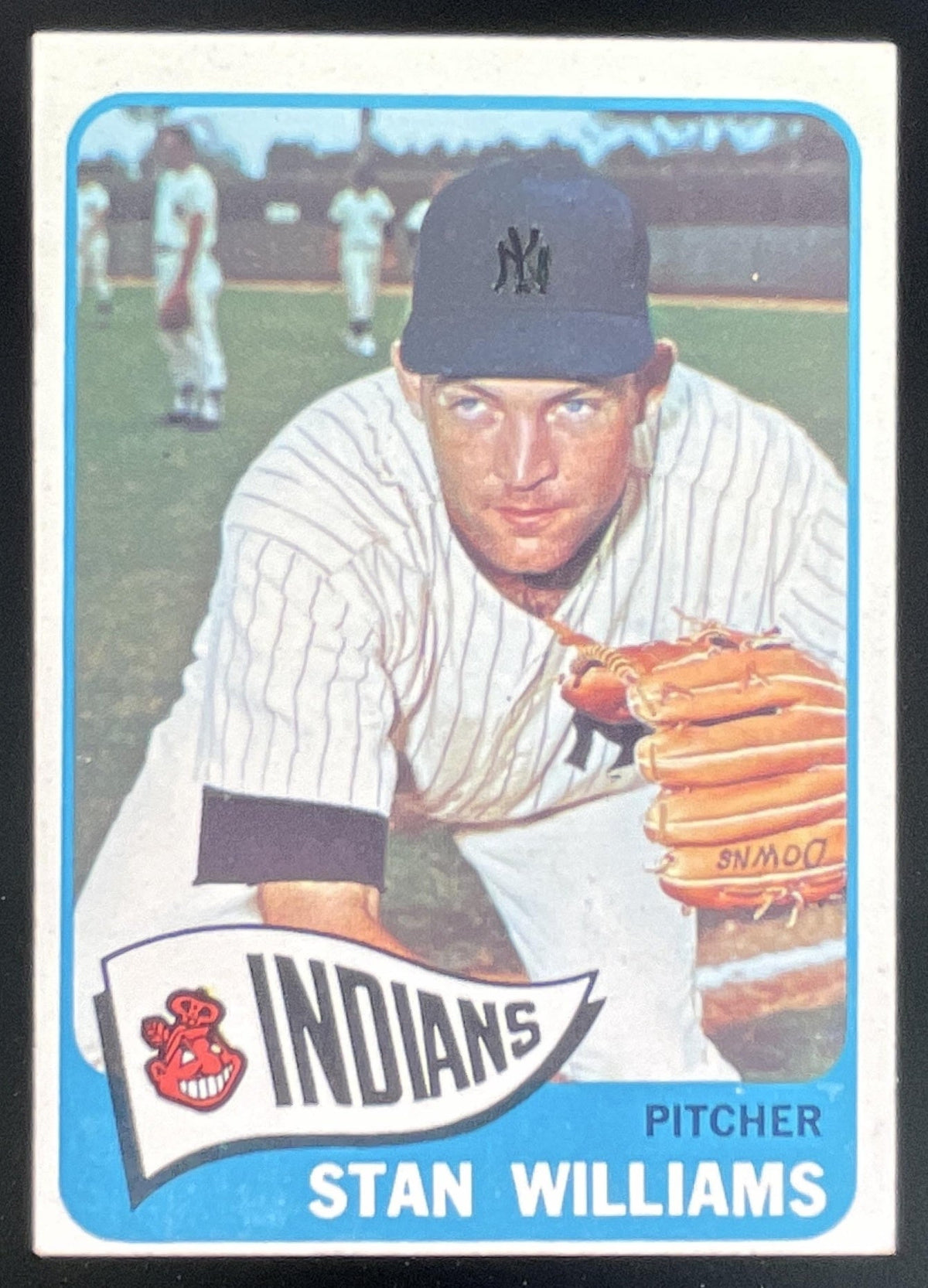 1965 Topps #404 Stan Williams product image 1, provided for visual reference and product detail review