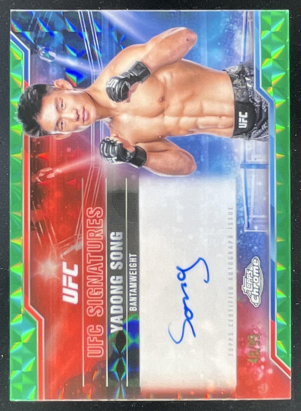2025 Topps UFC Chrome UFC Green Geometric #SIG-YS Yadong Song Auto /99 product image 1, provided for visual reference and