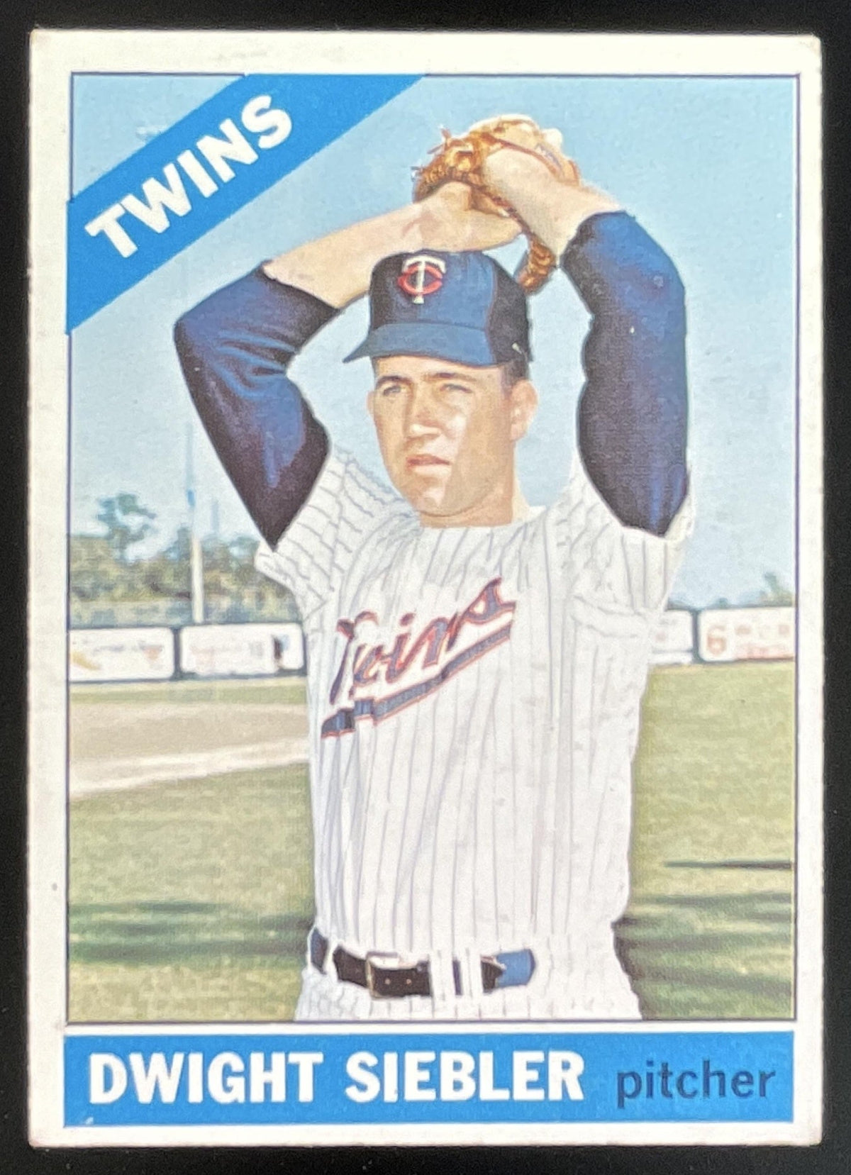 1966 Topps #546 Dwight Siebler SP product image 1, provided for visual reference and product detail review