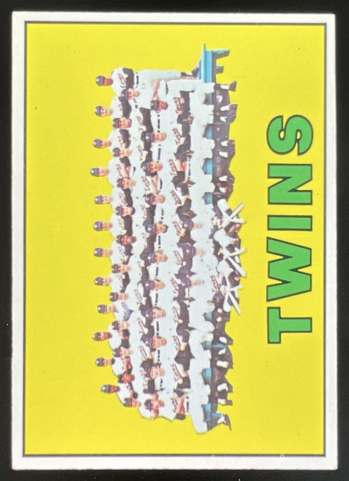 1967 Topps #211 Minnesota Twins product image 1, provided for visual reference and product detail review