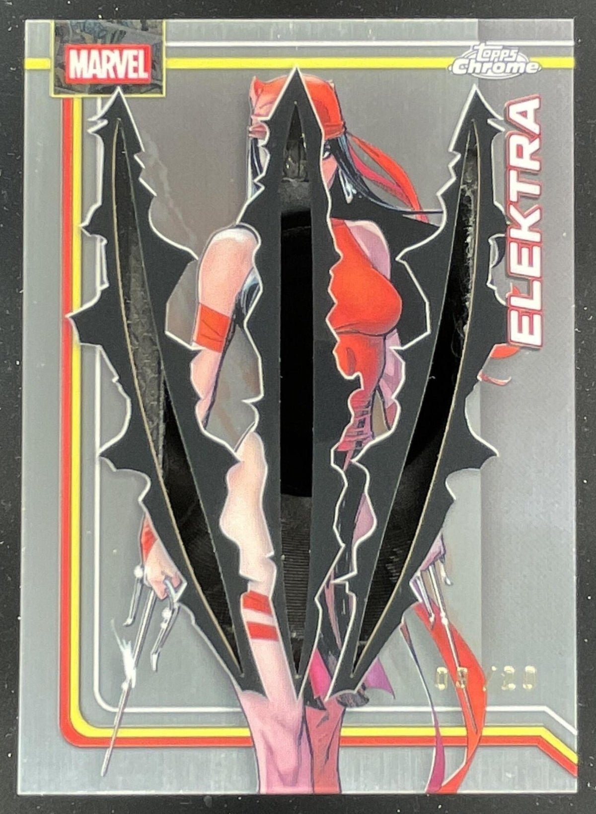 2026 Topps Chrome Marvel Comics Clawed Chrome Variations #116 Elektra /20 product image 1, provided for visual reference and