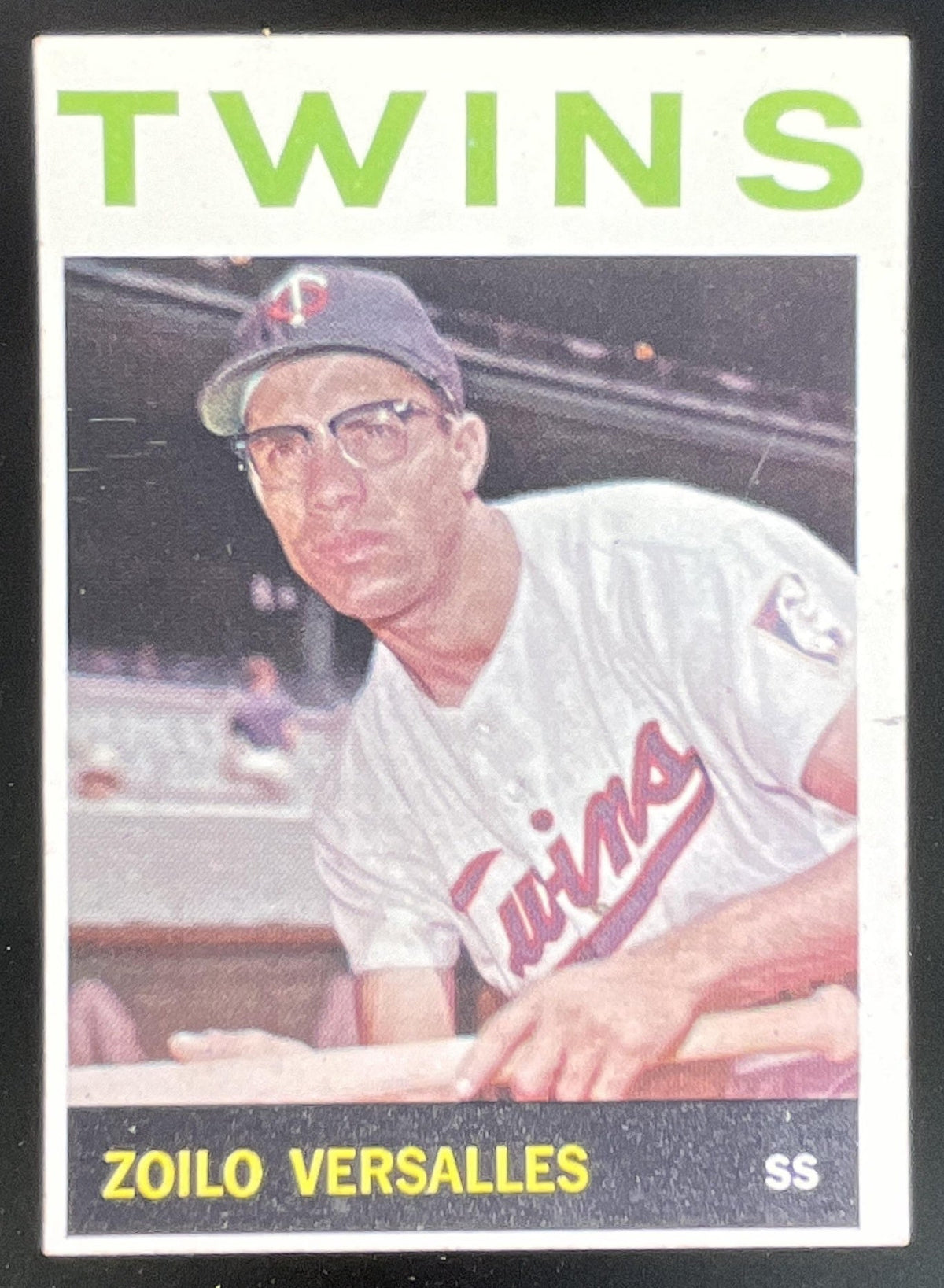 1964 Topps #15 Zoilo Versalles UER product image 1, provided for visual reference and product detail review