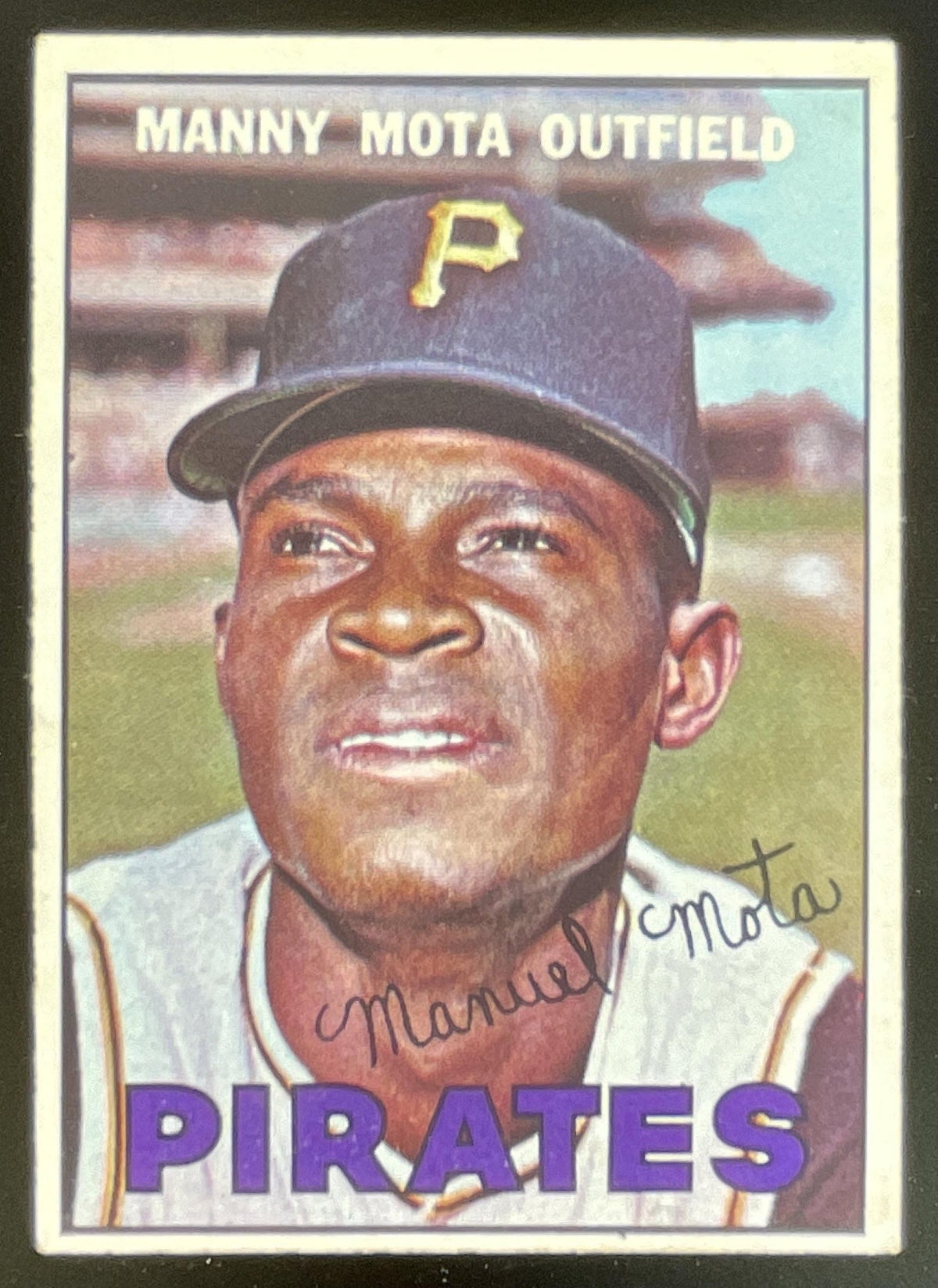 1967 Topps #66 Manny Mota product image 1, provided for visual reference and product detail review