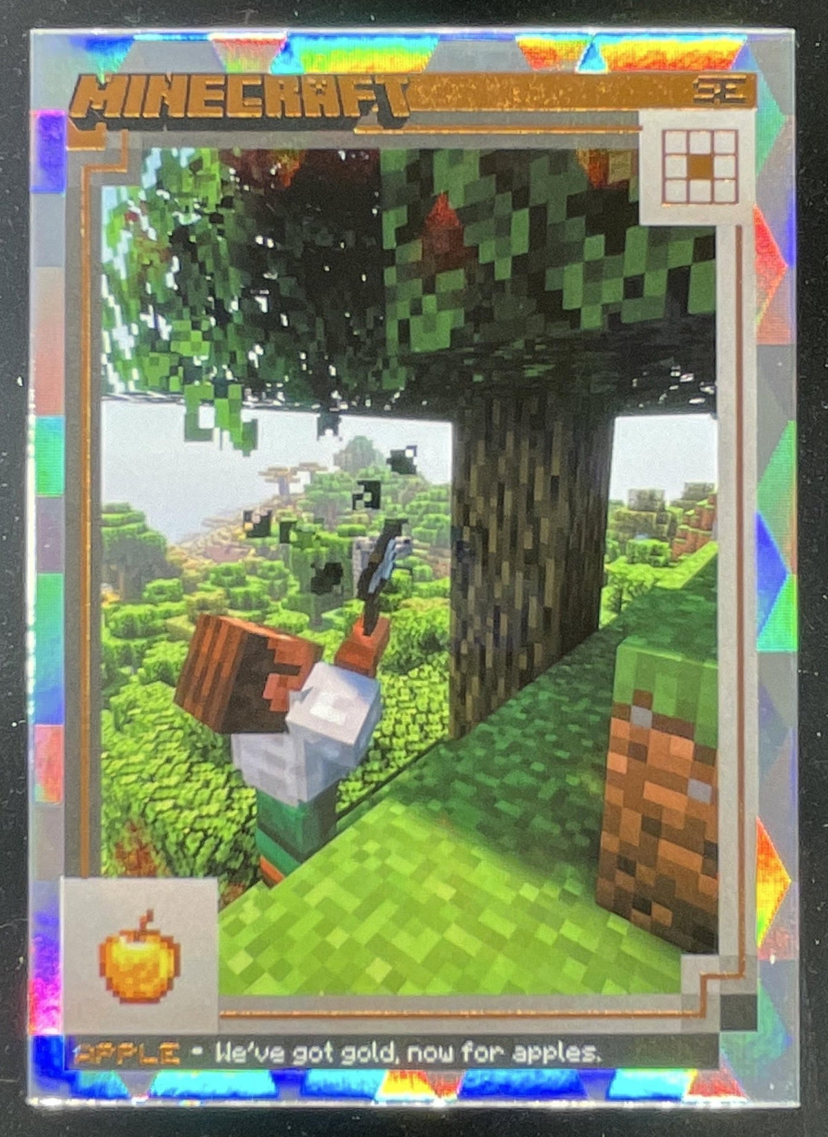 2025 Panini Minecraft Special Edition Cubic #95 Apple Crafting Chronicles /15 product image 1, provided for visual reference